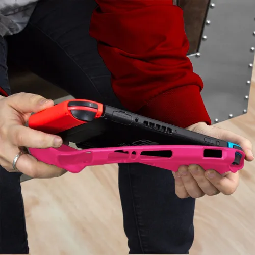 Vista 6 de Orzly Funda de agarre cómodo para Nintendo Switch, cubierta trasera protectora para uso en la consola Nintendo Switch en modo Gamepad de mano