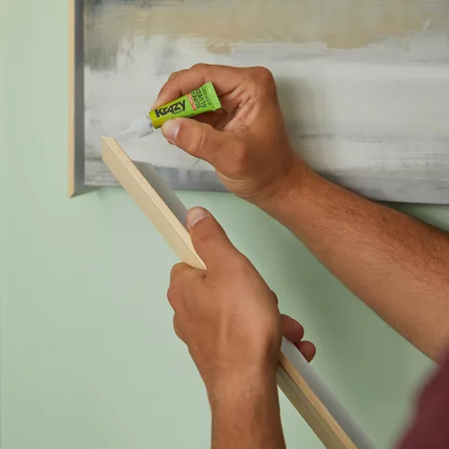 Vista 3 de Krazy Glue Gel de Superpegamento Multiusos con Punta de Precisión, Tubo de 2g, Fórmula de Gel de Secado Rápido Sin Goteo para Reparaciones