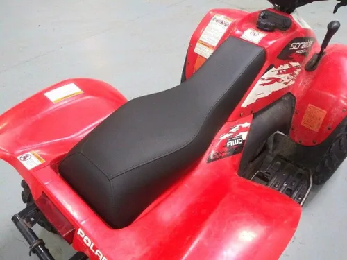 Vista 3 de Quad Logic Funda de asiento de repuesto para Polaris Scrambler 500, Trailblazer 250 (2004–2009) – Vinilo para todo tipo de clima – Solo funda
