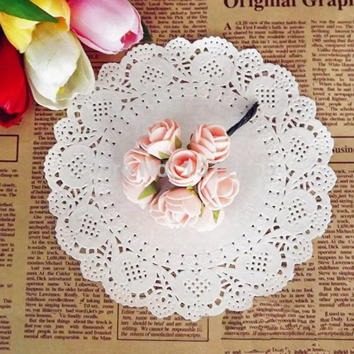 Vista 5 de DECORA Tapones redondos de encaje de papel blanco de 12.5 pulgadas para decoraciones de mesa de boda, 100 unidades AM042