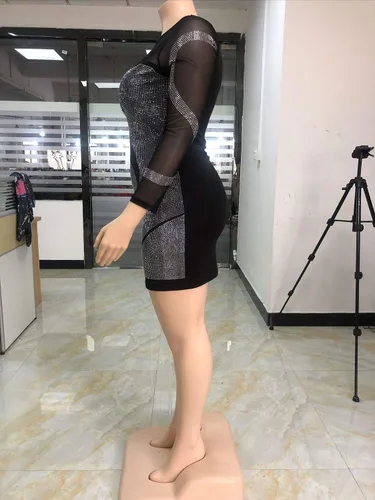 Vista 4 de IyMoo Vestido corto sexy de manga larga con diamantes de imitación de malla transparente para mujer para fiesta club club