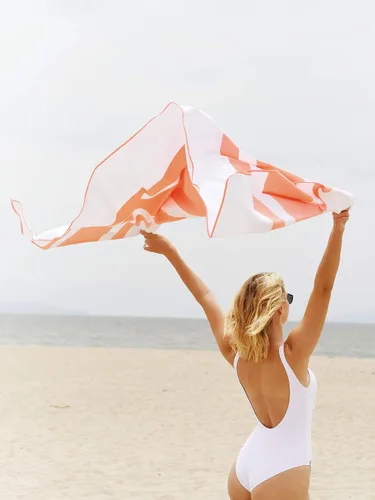 Vista 8 de Laguna Beach Textile Co - Toalla de playa de microfibra de secado rápido y libre de arena, para piscina, gimnasio, yoga, playa, extragrande, 35" x