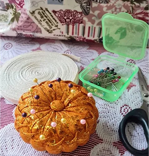 Vista 4 de Cojines de alfiler de 3.1 x 3.1 x 1.4 in con pasador de coser, 50 piezas con purpurina en forma de calabaza, costura de punto de cruz para el hogar