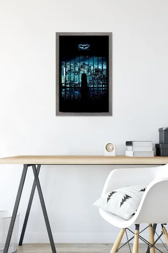Vista 6 de Trends International DC Comics Movie - The Dark Knight - Póster de una hoja de Batman VIew Of The City, 14.725 x 22.375 pulgadas, versión enmarcada