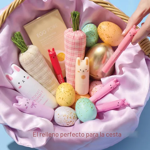 Vista 7 de TONYMOLY Petit Bunny Gloss Bar, 01 Juicy Strawberry La vitamina E trabaja en una textura suave, de lápiz labial y brillo para suavizar e hidratar