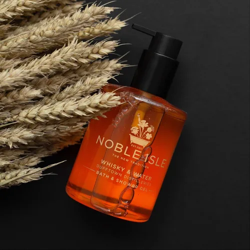 Vista 3 de Noble Isle Whisky & Water Gel de baño y ducha Gel de baño de lujo para hombre con aceites de fragancia británica fina, gel de baño vegano y sin