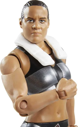 Vista 3 de Mattel WWE Shayna Baszler Fan TakeOver - Figura de acción Elite de 6 pulgadas con equipo y accesorios votados por los fanáticos, regalo