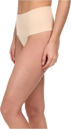 Vista 2 de SPANX Tanga SPANX Undie-tectable para mujer
