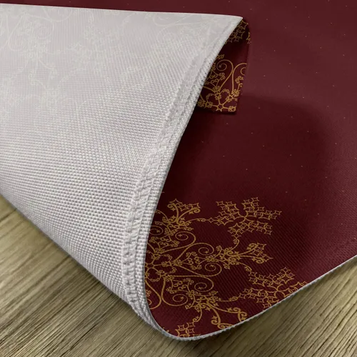 Vista 4 de Lunarable Juego de 4 manteles individuales color borgoña, borde de copo de nieve adornado con motivos antiguos, inspiración de invierno y Navidad