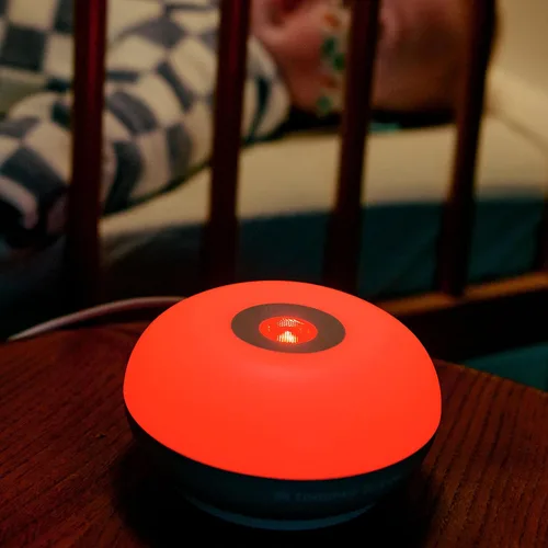 Vista 3 de Tommee Tippee Dreammaker Baby Sleep Machine Pink Noise Sound Machine, luz roja de la noche científicamente probada, Smart CrySensor