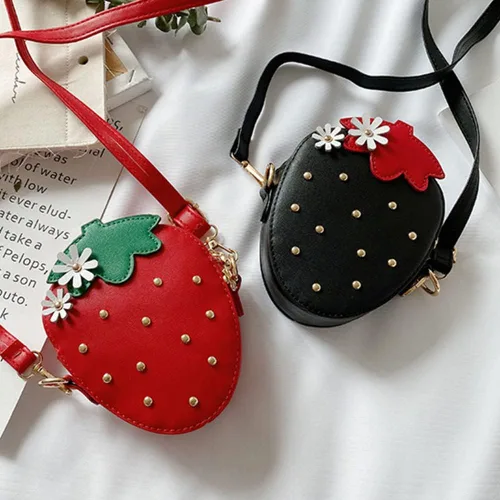 Vista 6 de RONGTENG Strawberry Shape Purse with Rivets Shoulder Crossbody Bag Handbag Clutch Fruit Shaped Wallet
