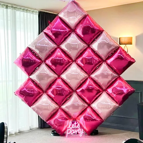 Vista 6 de 36 globos rosa intenso de papel aluminio cuadrados de doble cara para decoración de pared con kit de arco de 188 globos rosa y globos de mylar