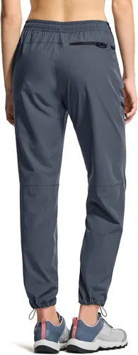 Vista 3 de CQR Pantalones de senderismo para mujer, pantalones cargo elásticos ligeros con bolsillos con cremallera, pantalones deportivos resistentes al agua