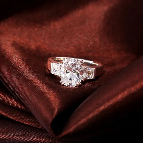 Vista 2 de Mwring PVD - Anillo de compromiso de moissanita para mujer, anillo de boda de plata de ley 925 con chapado en oro de 18 quilates, anillo