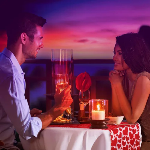 Vista 5 de Boao Camino de mesa de encaje con corazón de San Valentín bordado rojo corazón para decoración de mesa de boda, propuesta de velas, cena