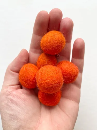 Vista 5 de 2.5 cm handmade felt balls - Bulk Quantity: 50 - Halloween Colors: Pumpkin, Orange, Lime, White, Black - 100% Wool Poms for Crafting, Garland