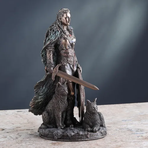 Vista 7 de Veronese Design 8 1/4 Shield Maiden Freya Diosa nórdica del Amor Belleza y Guerra Escultura de resina fundida en frío Estatua con acabado de bronce