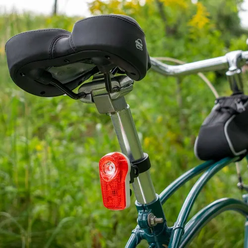Vista 5 de Planet Bike Luz trasera para bicicleta Superflash