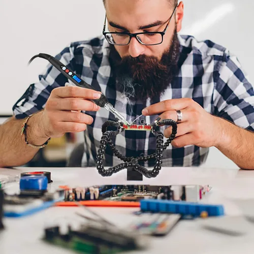 Vista 7 de Toolour Ayudando a soldar, herramientas de tercera mano, soporte para placa de circuito PCB, brazos flexibles en forma de Y con base de abrazadera