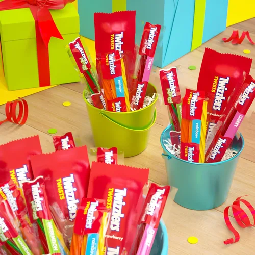 Vista 6 de TWIZZLERS Surtido estilo de regaliz saborizado, paquete de fiesta a granel de caramelo, 46.34 oz