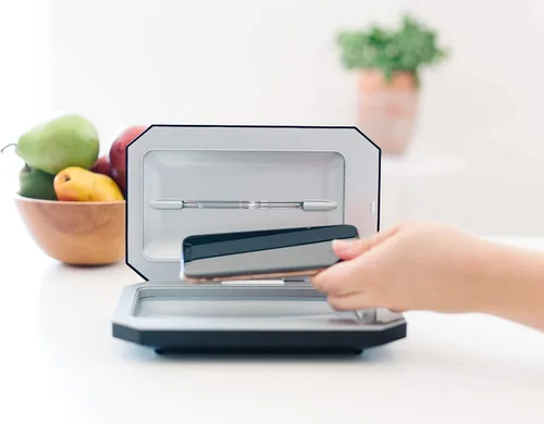 Vista 6 de PhoneSoap Caja desinfectante de luz UV básica para teléfono celular Desinfectante de luz UV de 360 grados patentado y clínicamente probado Negro