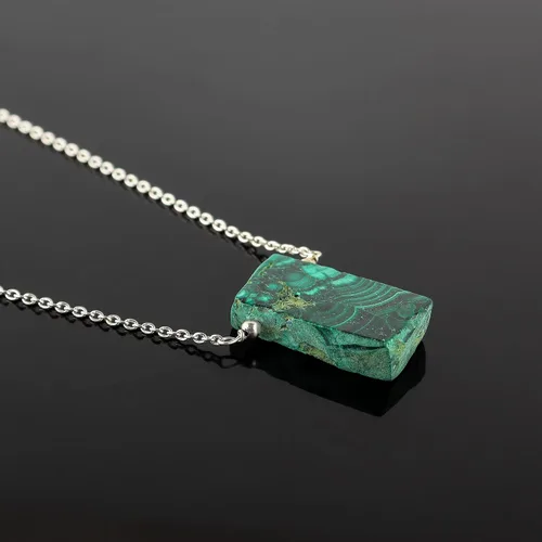 Vista 11 de Gemstone Raw Slice Necklace