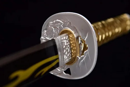 Vista 7 de Katana de calavera dorada hecha a mano de acero 1060 de alto carbono, hoja de espiga completa, espada samurái, cuchillos japoneses realmente