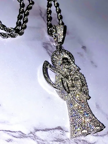 Vista 4 de Shop-iGold Colgante de plata de ley 925 con colgante de Papá Noel en forma de hielo de acero inoxidable de 0.079in, joyería para hombre, colgante
