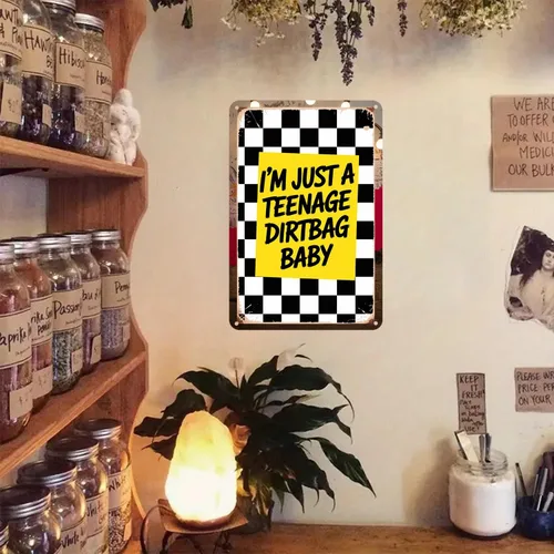 Vista 5 de Letrero de hojalata con la leyenda "I'm Just a Teenage Dirtbag", diseño retro de los años 90, decoración estética de la habitación para el hogar