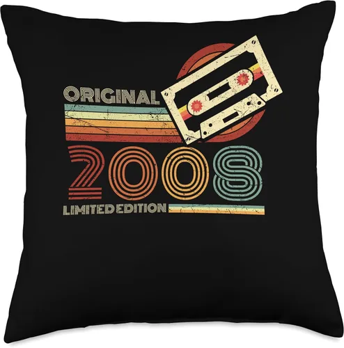 Vista 4 de Retro Limited Edition 2008 Cassette Tape 18th Birthday Throw Pillow