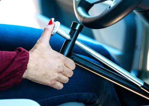 Vista 5 de QuicStick Hand Controls Asistencia de conducción controlada por el pulgar Controles manuales portátiles para vehículos, automóviles, conducción