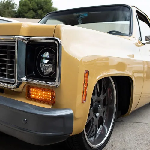 Vista 6 de United Pacific 15 luces LED ámbar con borde de acero inoxidable, compatible con Chevrolet Truck 1973-80