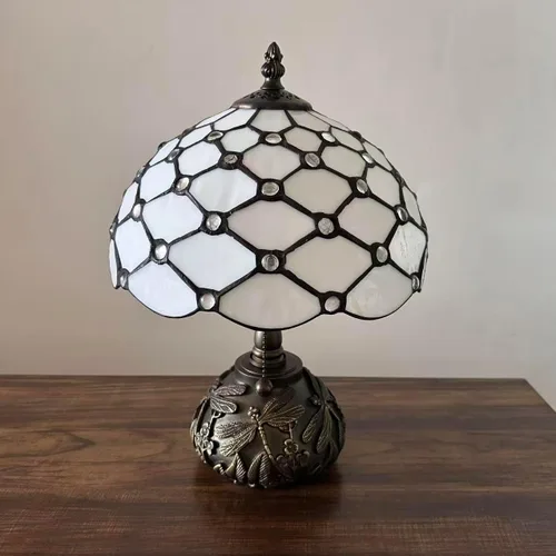 Vista 5 de Tiffany Lámpara de mesa blanca con vitral, bombilla LED incluida, base de libélula para sala de estar, dormitorio, mesita de noche, oficina, hotel
