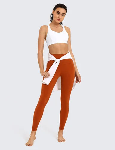 Vista 4 de CRZ YOGA Sujetadores deportivos con cuello en V y tirantes delgados para mujer, brasier de yoga con relleno y espalda cruzada
