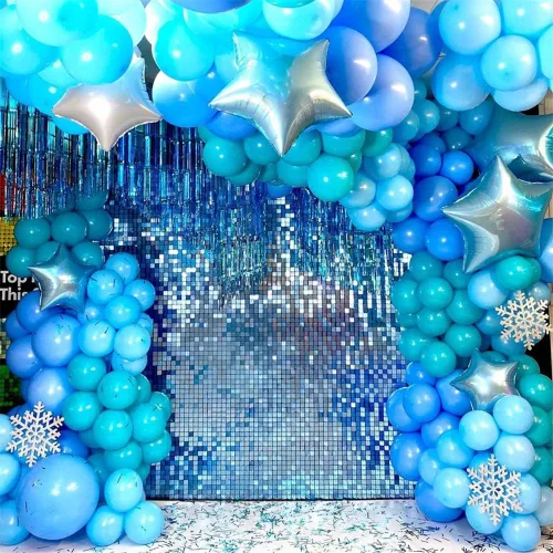 Vista 5 de 12 paneles cuadrados de lentejuelas brillantes para pared color azul claro (Baby Blue) telón de fondo decorativo para fiestas de bodas