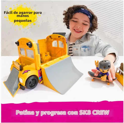 Vista 2 de TECH DECK Sk8 Crew 2-en-1 Autobús Ultra Sk8 Transformable & Almacenamiento con Diapasón y Figura, Minipatinetas Coleccionables, Juguetes para Niños