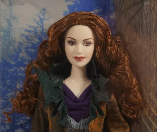 Vista 4 de Barbie Collector La saga Eclipse, Victoria muñeca de la colección