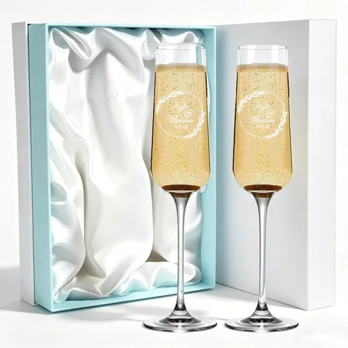 Vista 9 de Copas de champán de boda personalizadas, juego de 2, copas de brindis Mr & Mrs para novia y novio, nombre y fecha grabados, regalos personalizados