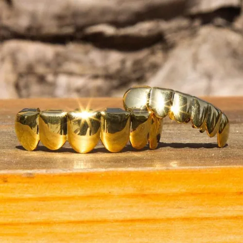 Vista 4 de NUOBESTY Parrillas doradas de dientes Hip Hop para boca superior inferior, Metal