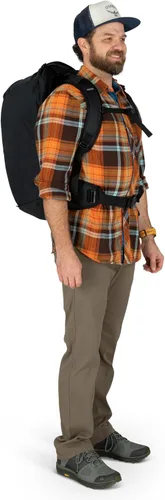 Vista 2 de Mochila de viaje Osprey Farpoint 40L para hombre, negra Negro