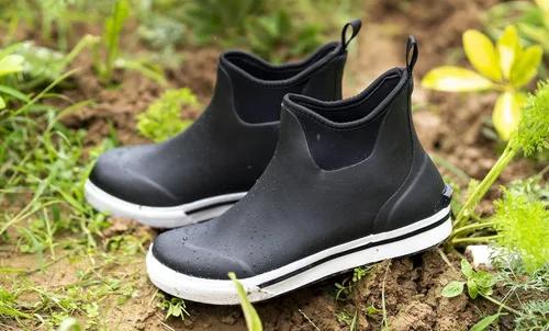 Vista 6 de TENGTA Botas de cubierta impermeables para hombre, calzado de lluvia de neopreno, zapatos de goma