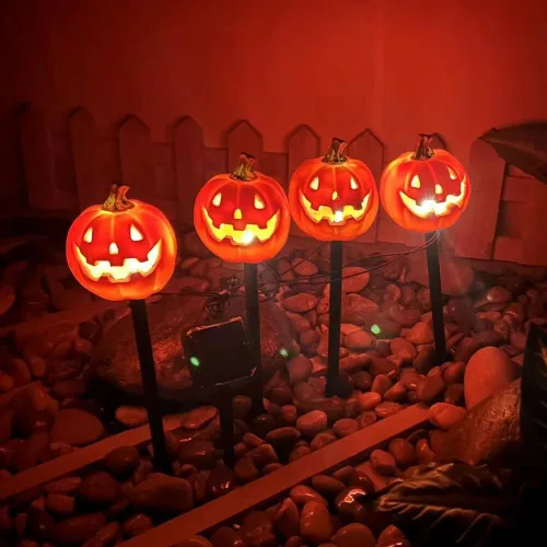 Vista 4 de Marcadores de camino de calabaza de Halloween, luces de cadena de luces alimentadas por energía solar, farol de resina con estacas de calabaza