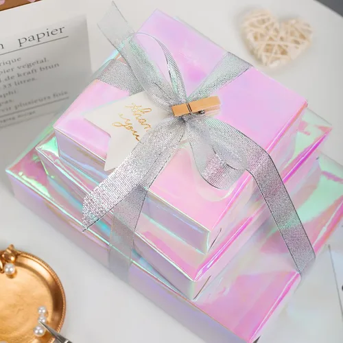 Vista 5 de Papel de regalo iridiscente metálico - 17 pulgadas x 33 pies - Patrón holográfico iridiscente rosa femenino para niñas, papel de regalo de hadas