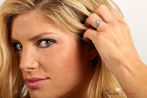 Vista 6 de Clara Pucci Anillo solitario de corte princesa brillante de 2.0 quilates de moissanita genuina impecable ideal VVS1 D 4 puntas de compromiso, boda