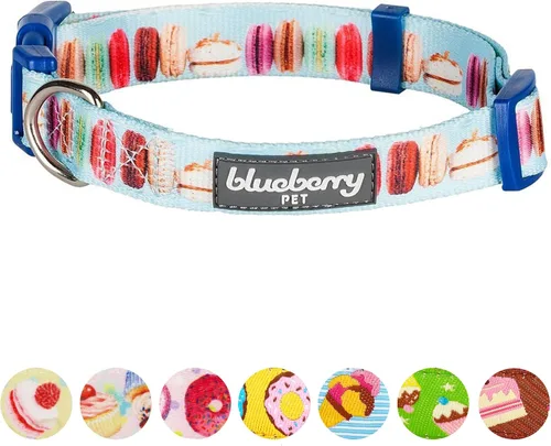 Vista 5 de Collares para perros personalizado. Colección con 8 patrones de ideas para fiestas, verano, postres, dulces. De Blueberry Pet. Pastel de macarrones