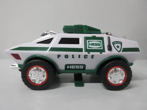 Vista 7 de Camión de juguete Hess 2023 Camión de policía y crucero