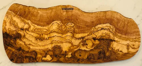 Vista 12 de Tabla de charcutería de madera de olivo rústica hecha a mano de 16" con borde de corteza por Orchard Hardwoods - Bandeja para cortar, picar, servir.