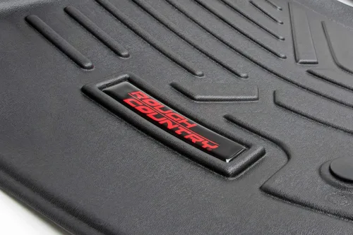 Vista 2 de Rough Country Juego de tapetes para todo clima para Ford F-250/F-350 SuperDuty (2017-2025) CrewCab con asiento tipo banco - Tapete de piso flexible