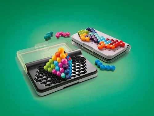 Vista 5 de SmartGames IQ Six Pro Juego de Viaje para Niños y Adultos, un Juego Cerebral de Desarrollo de Habilidades - Rompecabezas Mental para Edades de 8