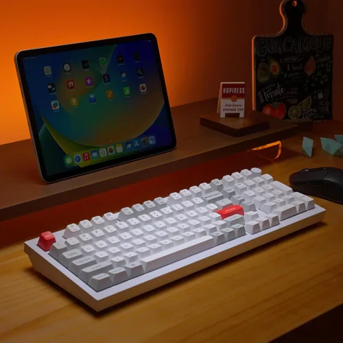 Vista 8 de Keychron Q5 Pro QMK/VIA Teclado mecánico inalámbrico personalizado, diseño de aluminio completo del 96% con perilla programable, diseño de doble